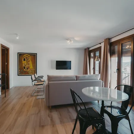 Exclusivos En Casco Histórico Apartamento *